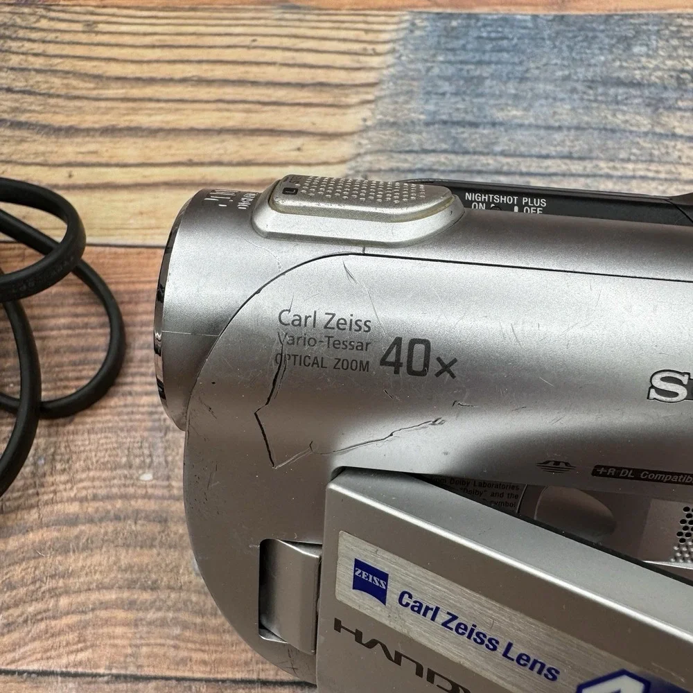 Sony Handycam DCR-DVD108 Camcorder Mini DVD Video Recorder For Parts/ Repair